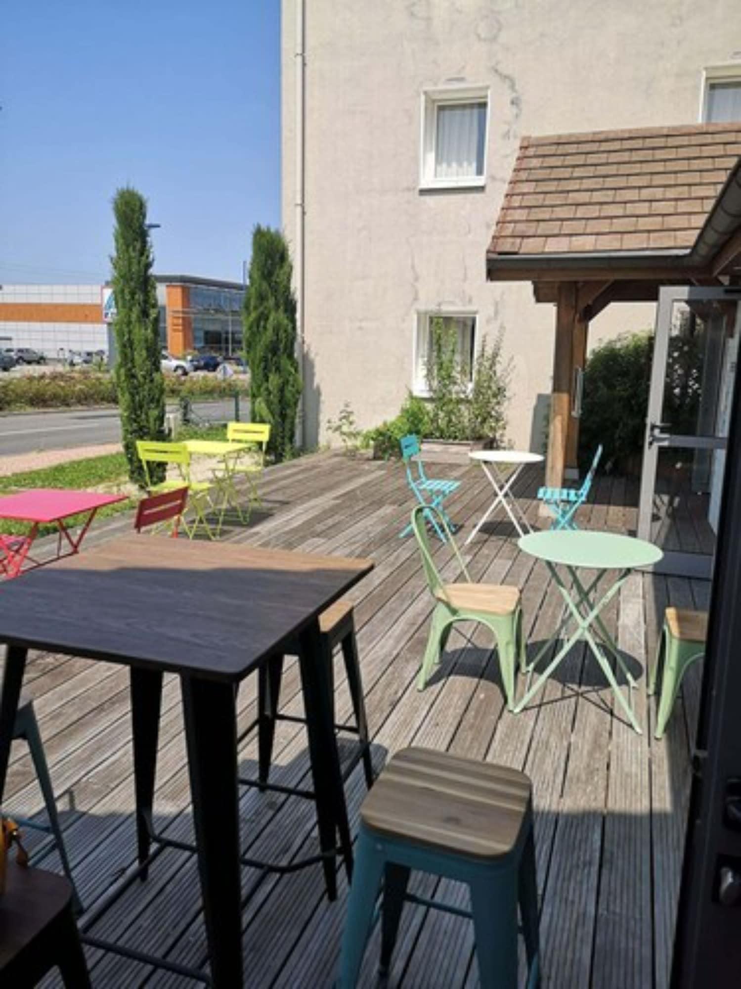 Le Konine - Hotel & Bar & Restaurant Montceau-les-Mines Eksteriør billede